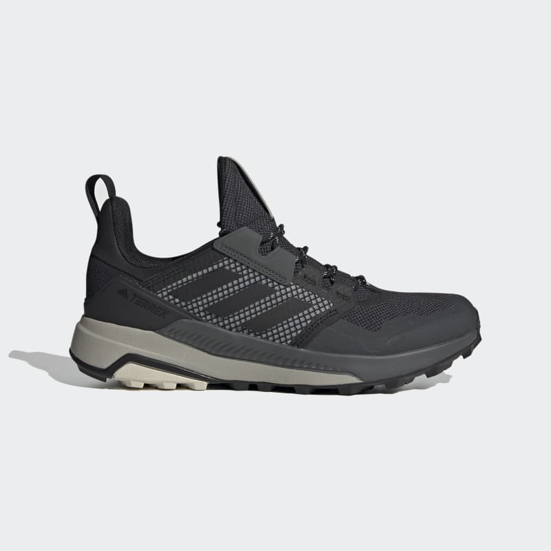 FV6863_1_FOOTWEAR_Photography_Side Lateral Center View_grey