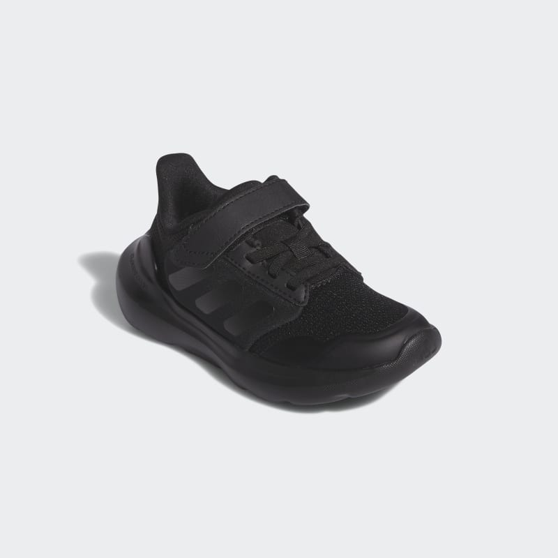 IE5985_6_FOOTWEAR_Photography_Front Lateral Top View_grey