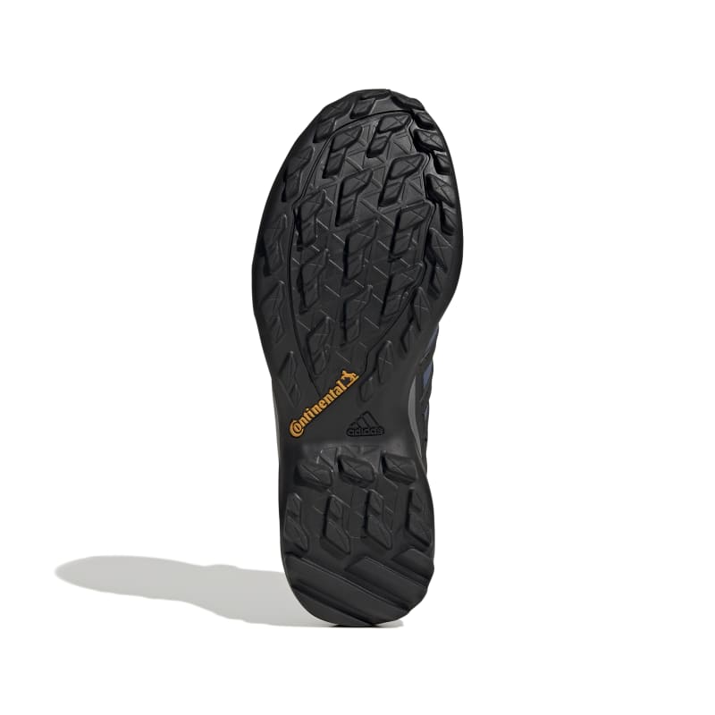 IF7633_4_FOOTWEAR_Photography_Bottom View_white