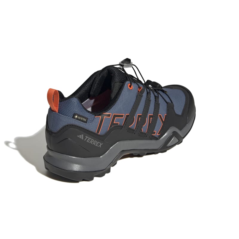 IF7633_7_FOOTWEAR_Photography_Back Lateral Top View_white