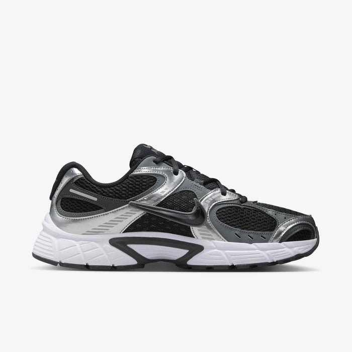 Nike batai