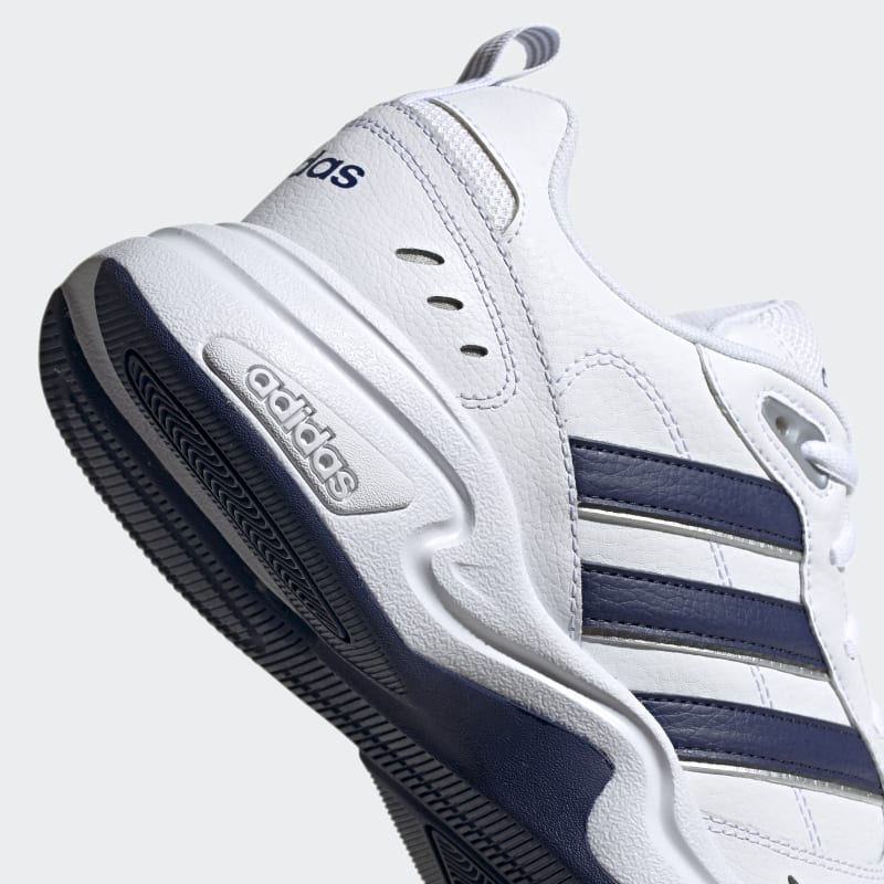 EG2654_9_FOOTWEAR_Photography_Detail View 2_grey