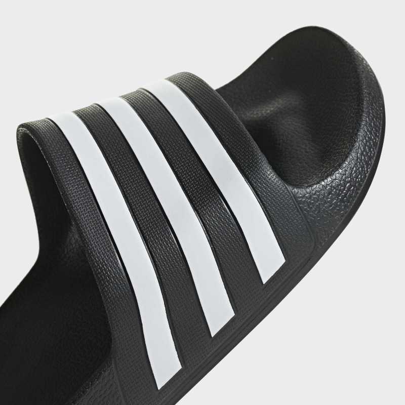 F35543_8_FOOTWEAR_Photography_Detail View 1_grey