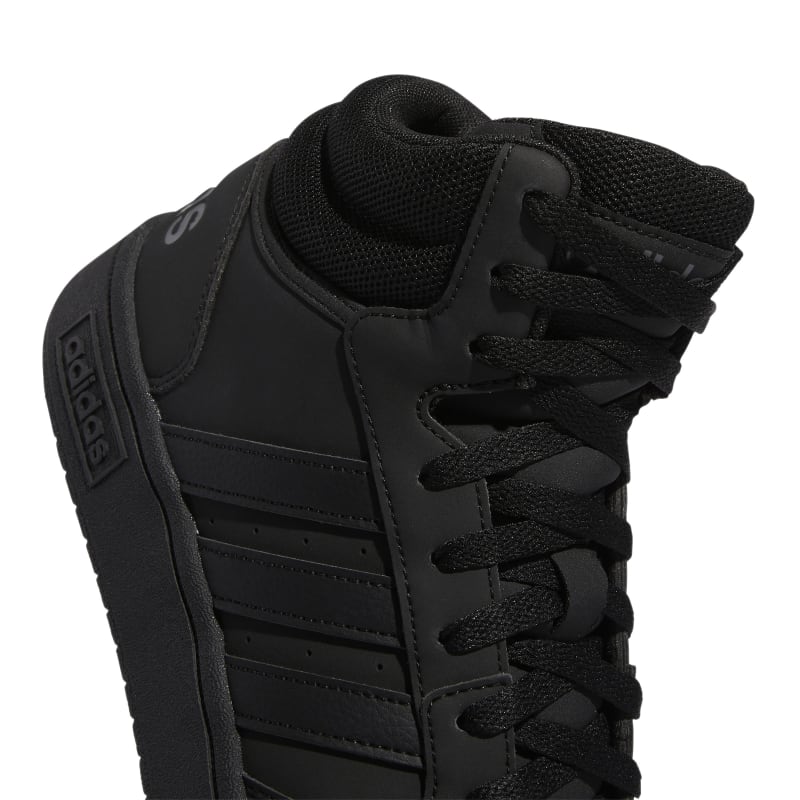 GV6683_9_FOOTWEAR_Photography_Detail View 2_white