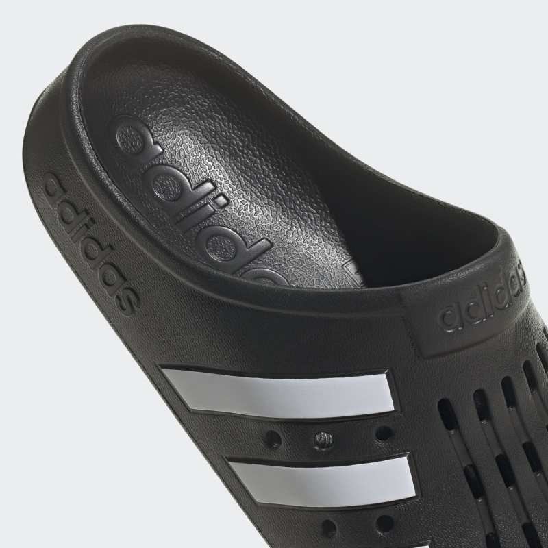 GZ5886_9_FOOTWEAR_Photography_Detail View 2_grey
