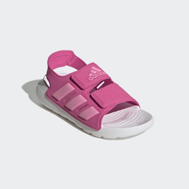 ID2838_6_FOOTWEAR_Photography_Front Lateral Top View_grey