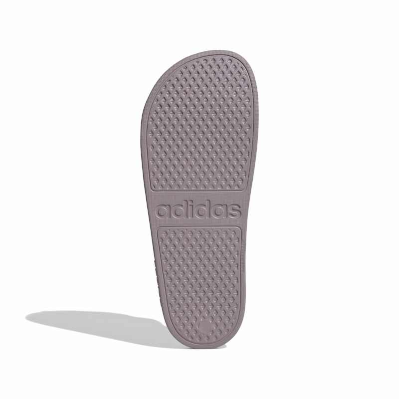 IF6067_4_FOOTWEAR_Photography_Bottom View_white