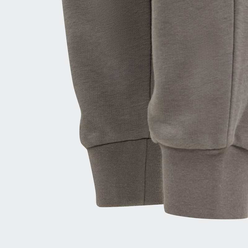 IS2597_6_APPAREL_Photography_Detail View 3_grey