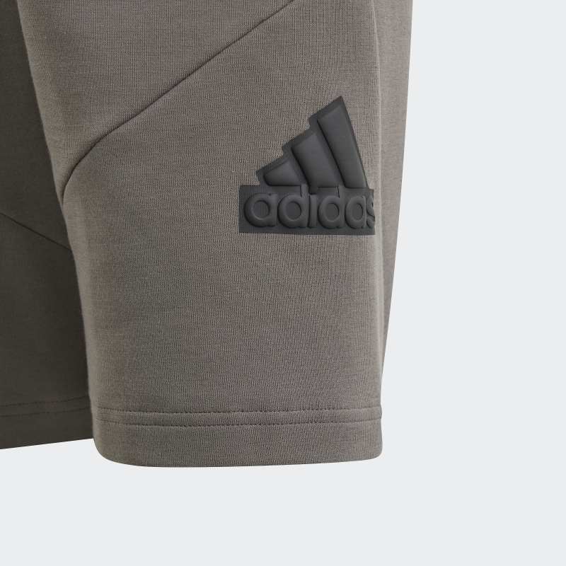 IS4417_4_APPAREL_Photography_Detail View 1_grey