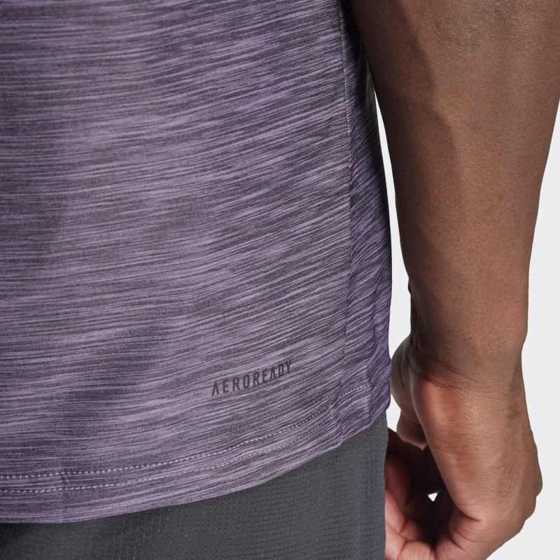 IT5400_8_APPAREL_On Model_Detail View 2_grey