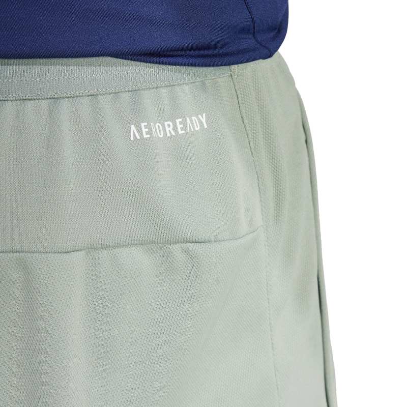 JD4872_6_APPAREL_On Model_Detail View 2_white