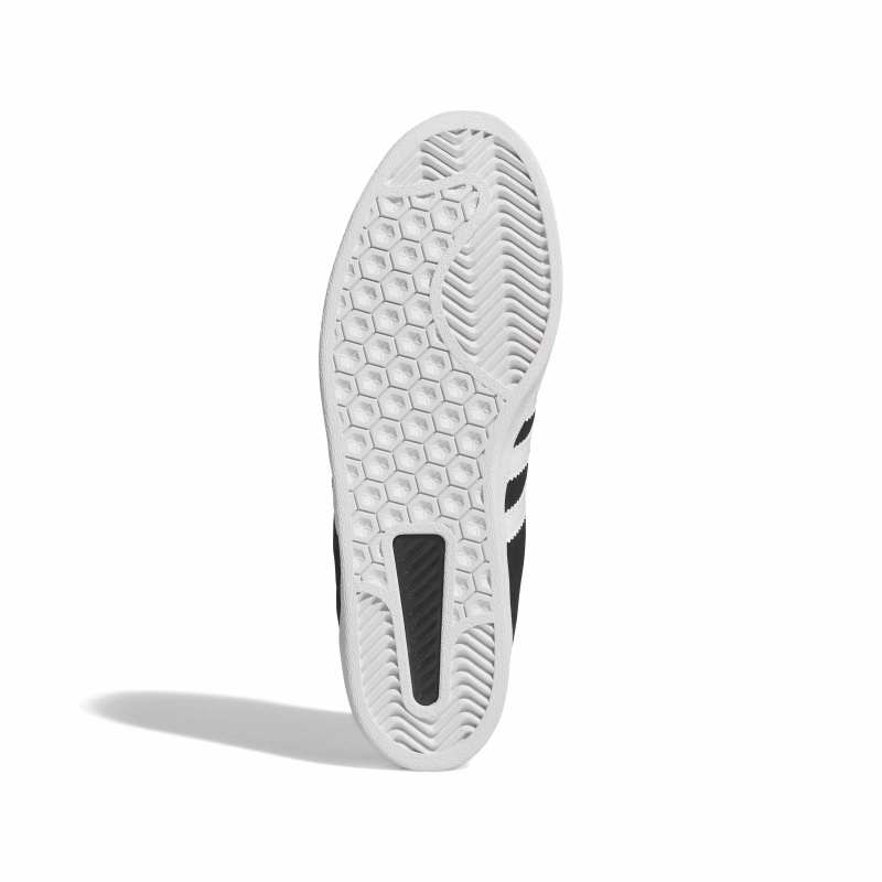 B22716_4_FOOTWEAR_Photography_Bottom View_white
