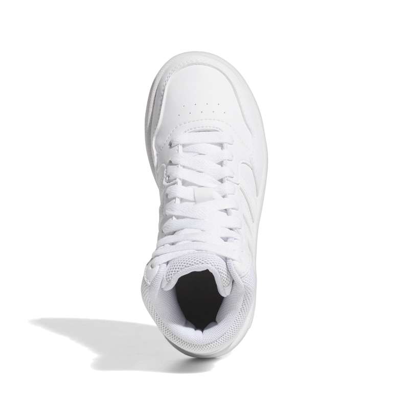 GW0401_3_FOOTWEAR_Photography_Top Portrait View_white