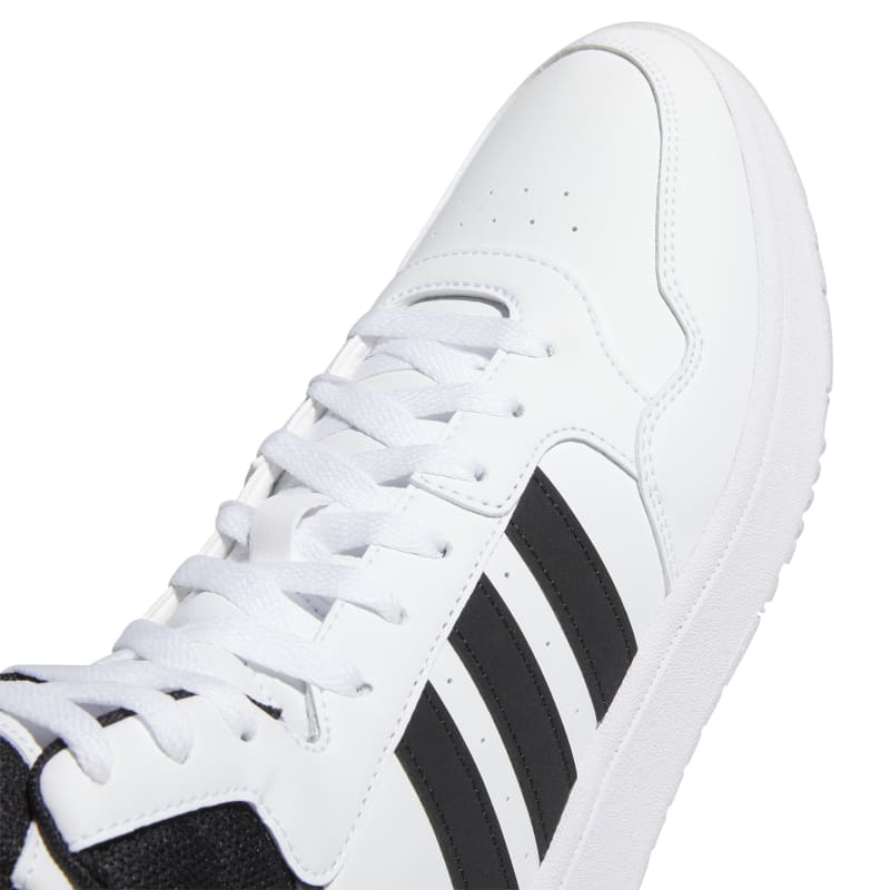 GW3019_8_FOOTWEAR_Photography_Detail View 1_white