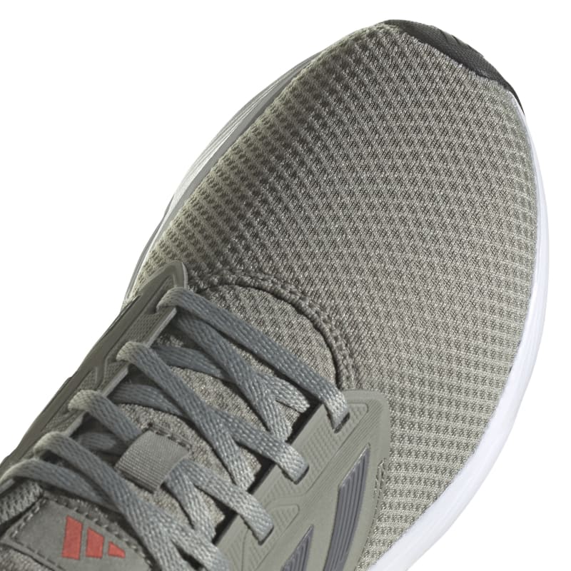 HP2418_8_FOOTWEAR_Photography_Detail View 1_white