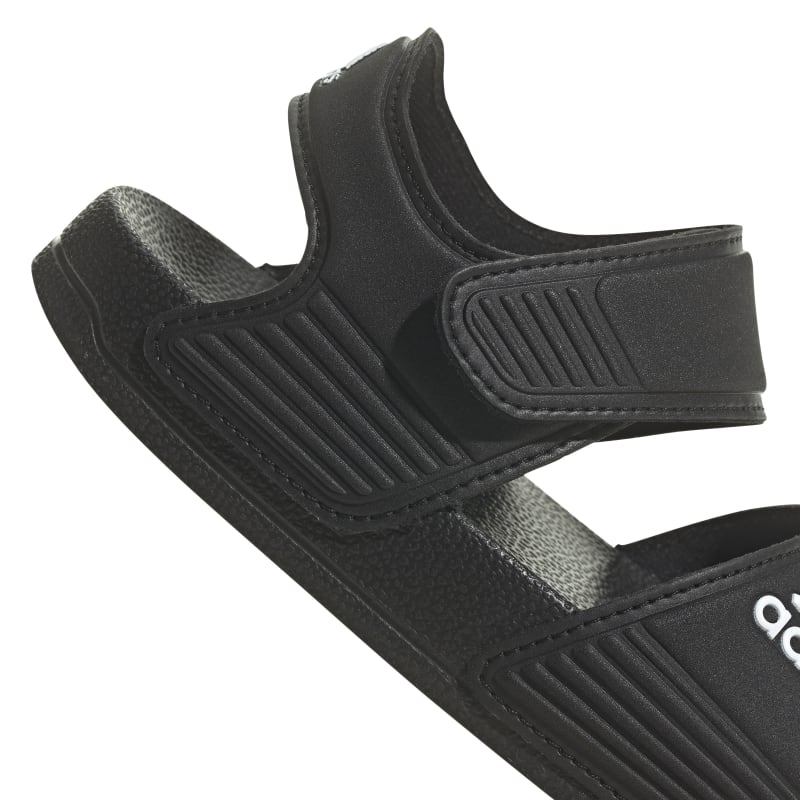 GW0344_9_FOOTWEAR_Photography_Detail View 2_white