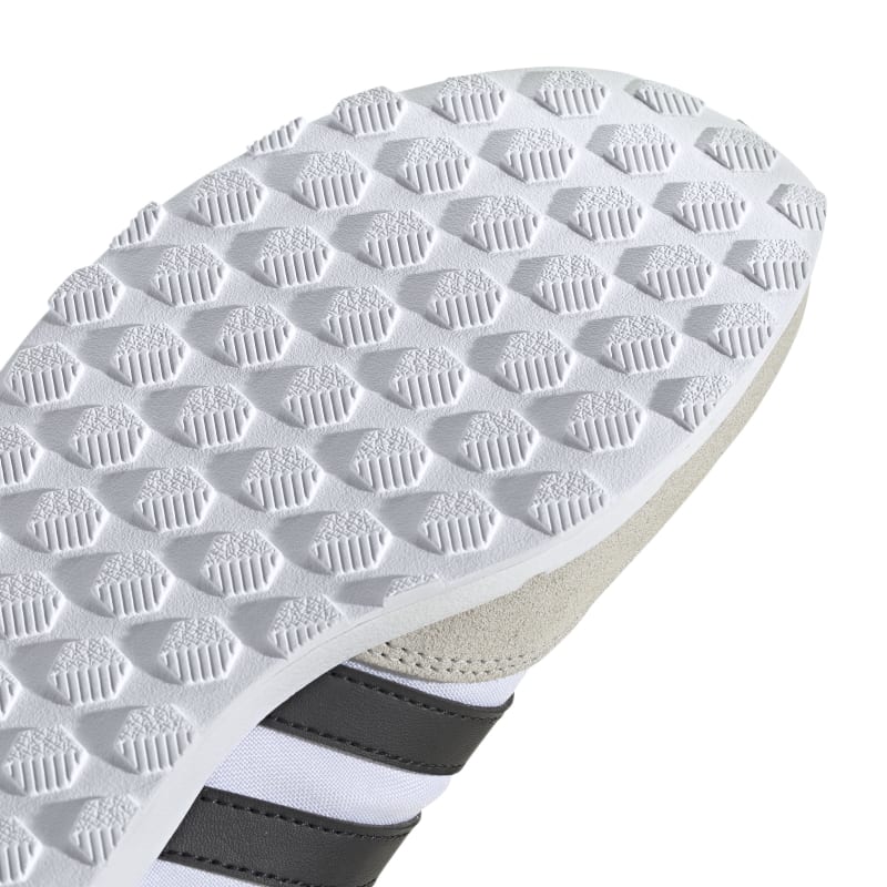 GX1739_9_FOOTWEAR_Photography_Detail View 2_white