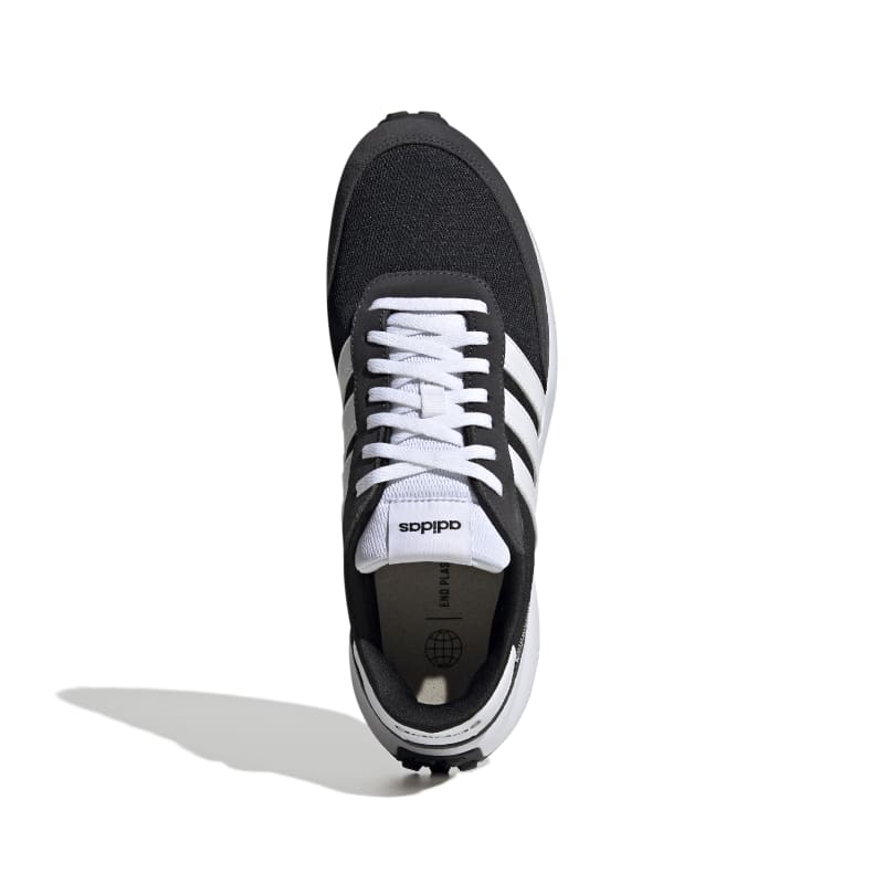 GX3090_3_FOOTWEAR_Photography_Top Portrait View_white