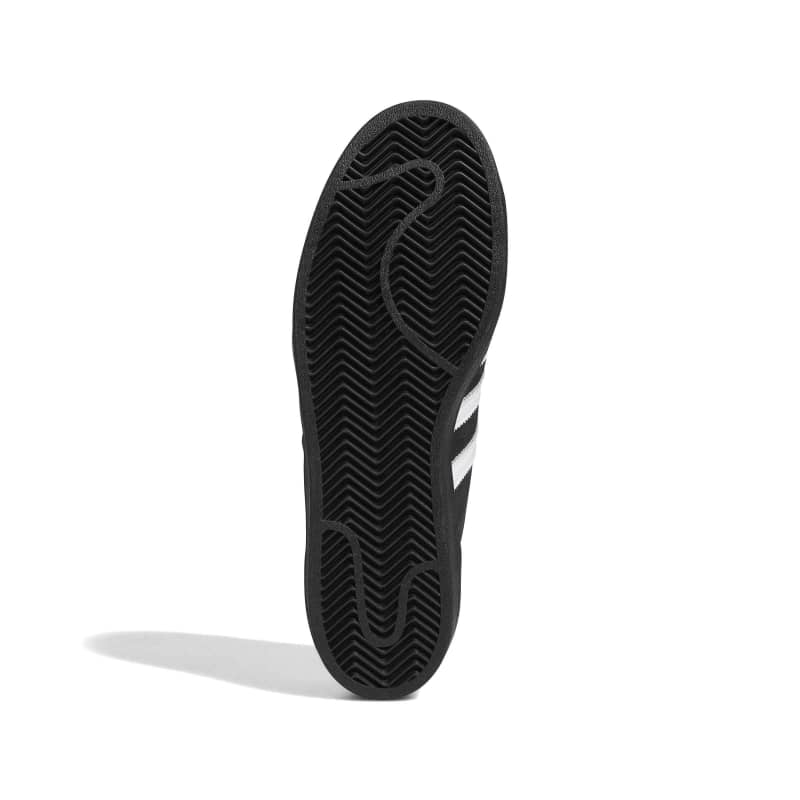 FV0321_4_FOOTWEAR_Photography_Bottom View_white