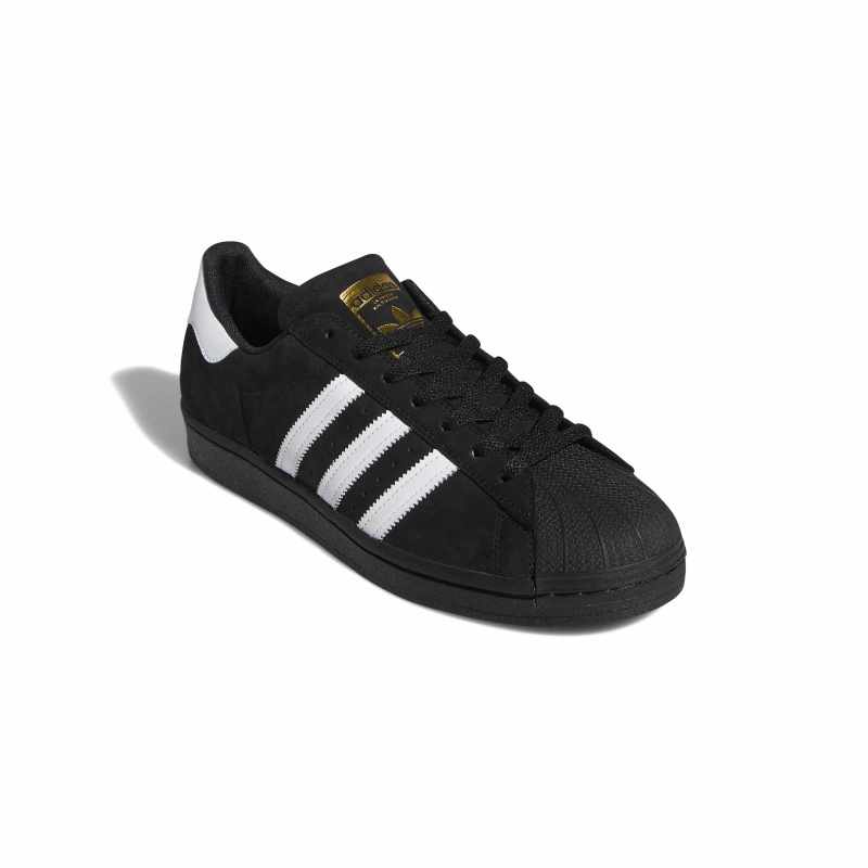 FV0321_6_FOOTWEAR_Photography_Front Lateral Top View_white