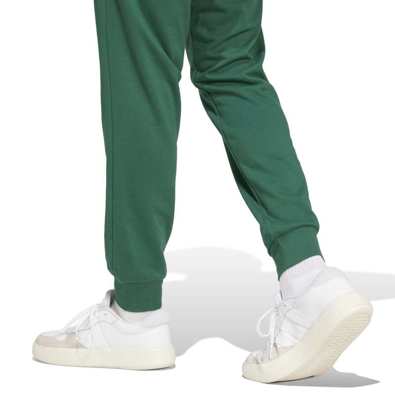 JE3858_6_APPAREL_On Model_Detail View 2_white
