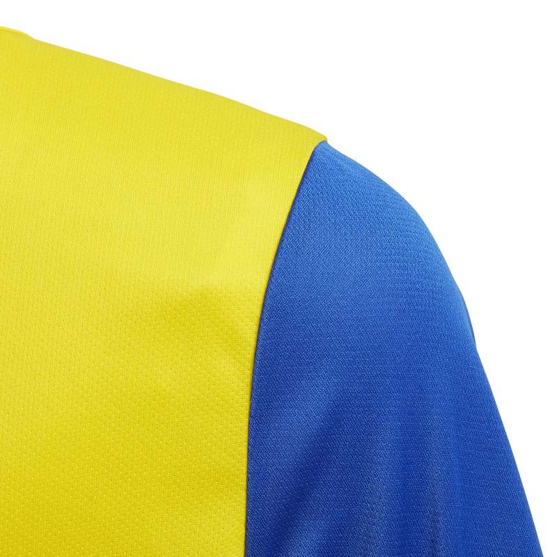 FT6681_4_APPAREL_Photography_Detail View 1_white