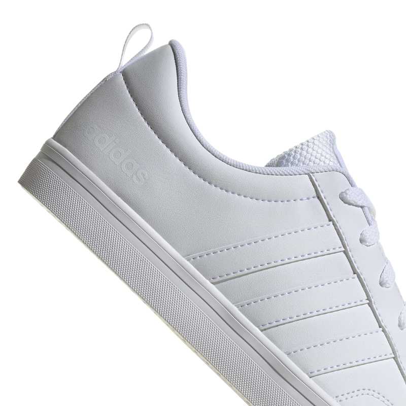 HP6012_8_FOOTWEAR_Photography_Detail View 1_white