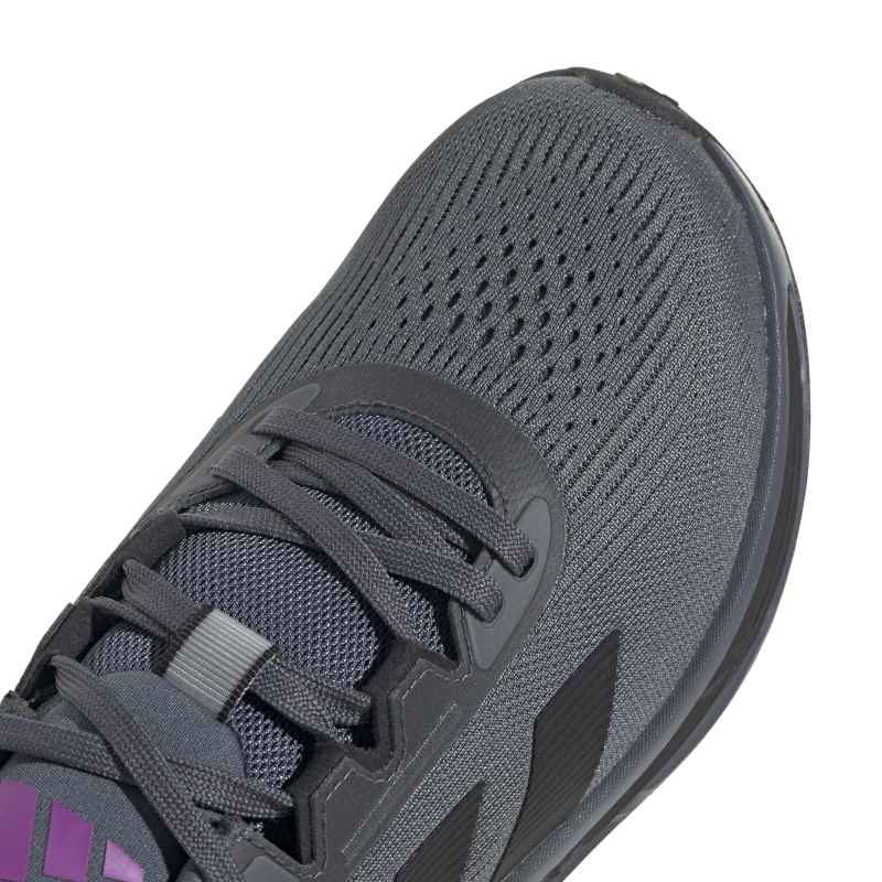 JQ5088_9_FOOTWEAR_Photography_Detail View 2_white