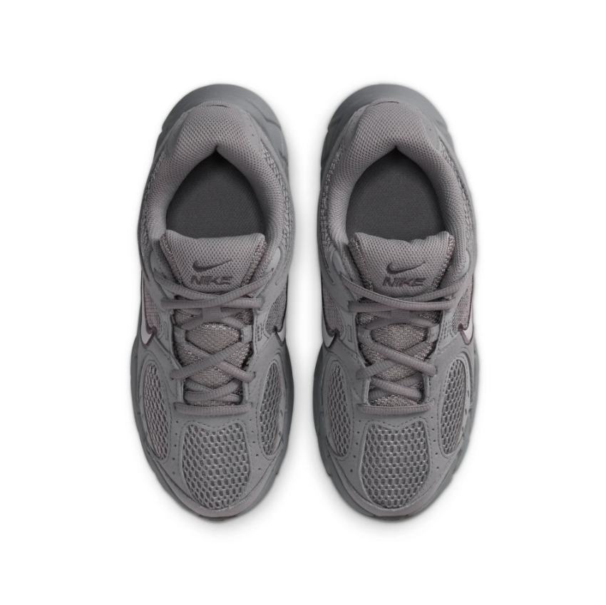 nike_batai_4_io1644-001