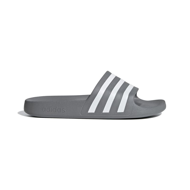 F35538_adidas_slepetes