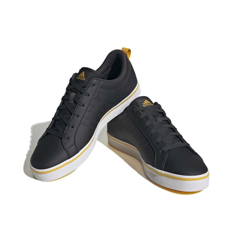 IF7553_6_FOOTWEAR_Photography_Front Lateral Top View_white