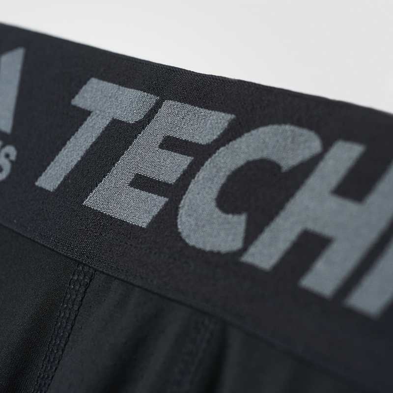 AI3370_5_APPAREL_Photography_Detail View 2_white