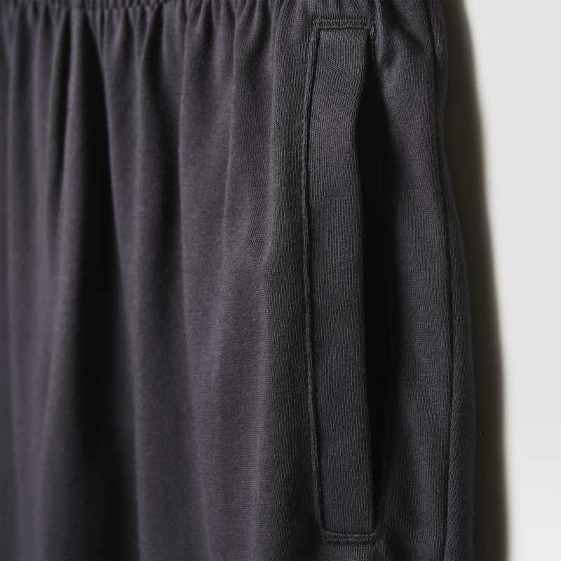 AY8243_5_APPAREL_Photography_Detail View 2_white