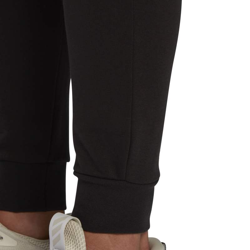 B47210_7_APPAREL_On Model_Detail View 1_white