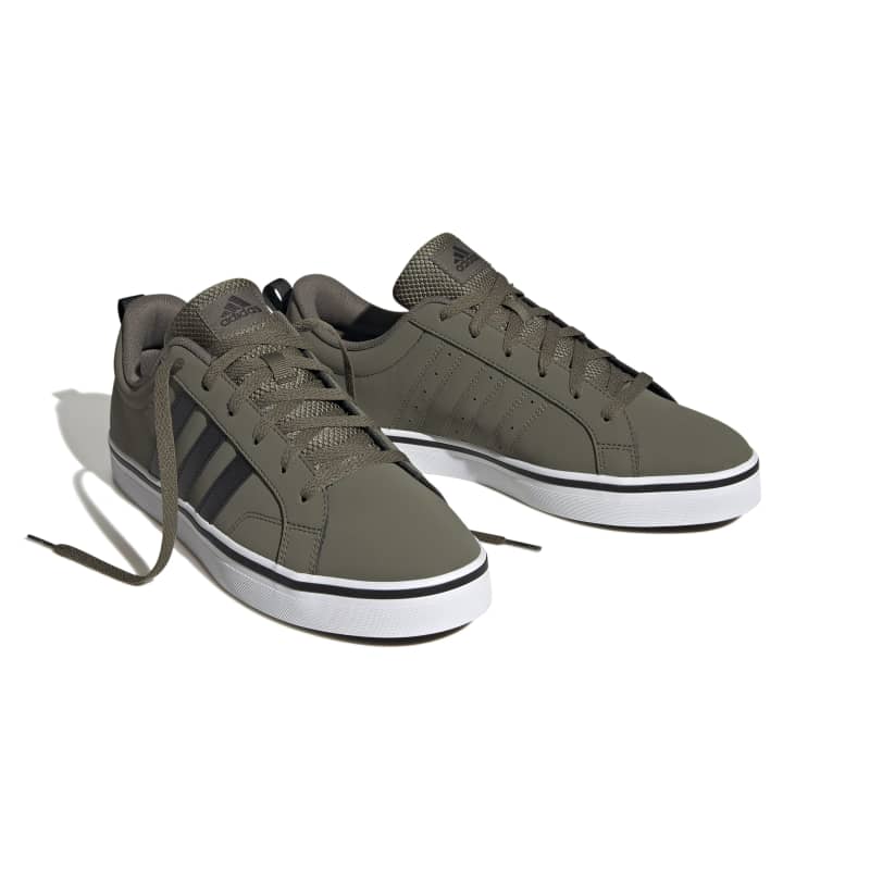 HP6002_6_FOOTWEAR_Photography_Front Lateral Top View_white