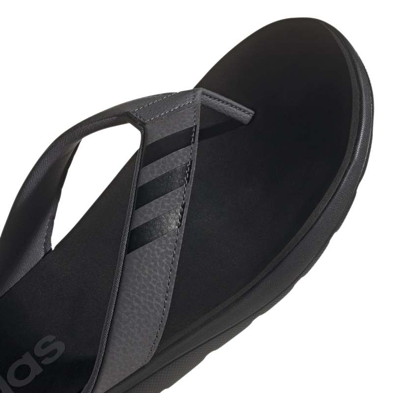 FY8654_8_FOOTWEAR_Photography_Detail View 1_white