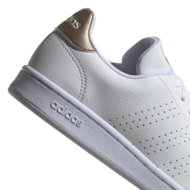 GW4845_9_FOOTWEAR_Photography_Detail View 2_white