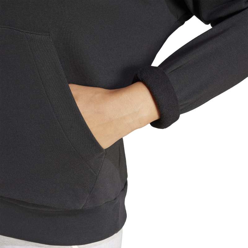 JD7989_5_APPAREL_On Model_Detail View 1_white