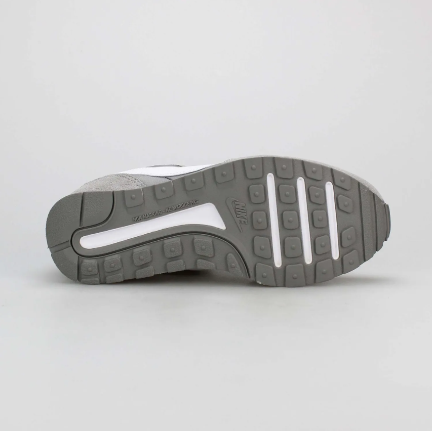 nike_batai_2_CN8558-001