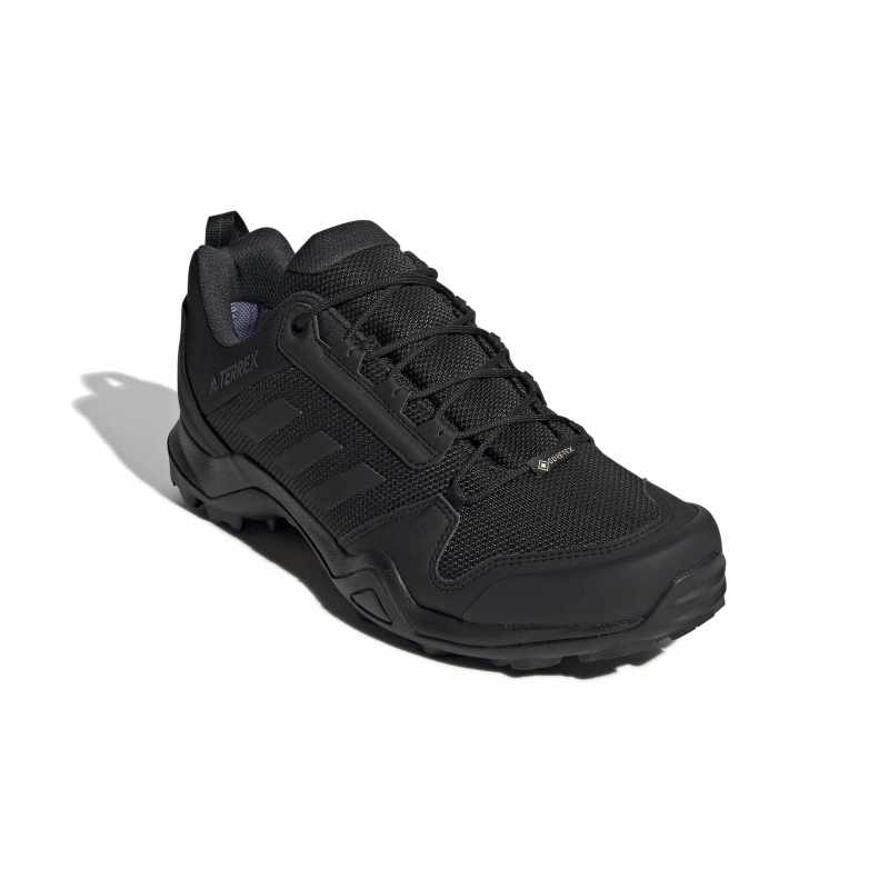 BC0516_6_FOOTWEAR_Photography_Front Lateral Top View_white