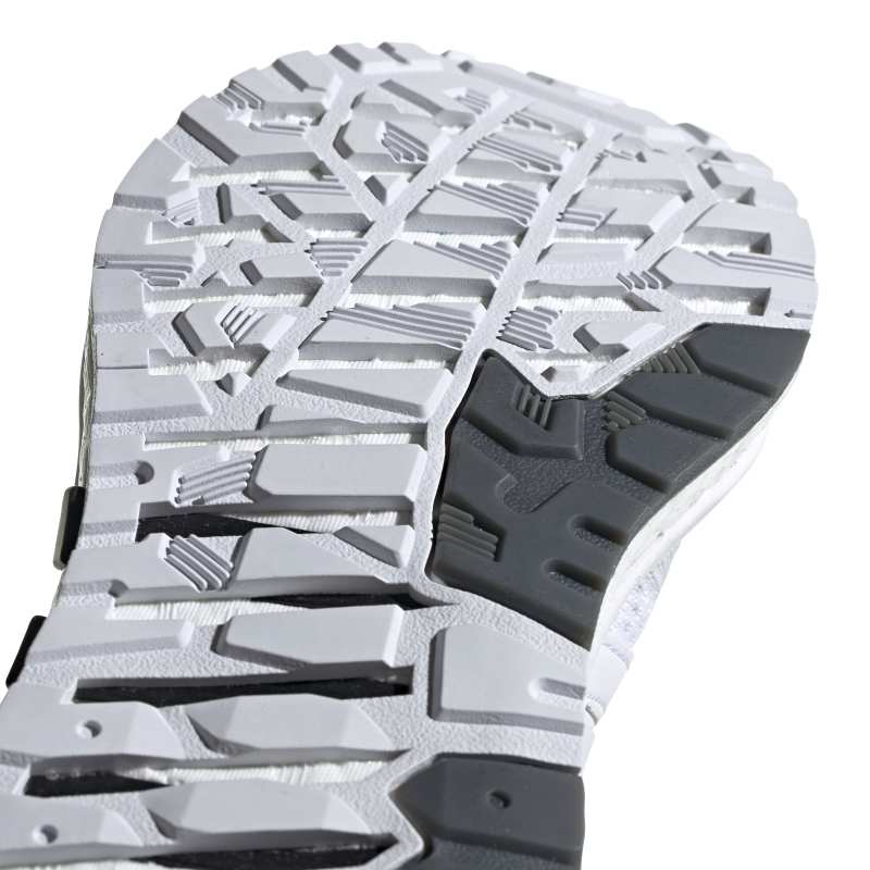 BD7792_10_FOOTWEAR_Photography_Detail View 3_white