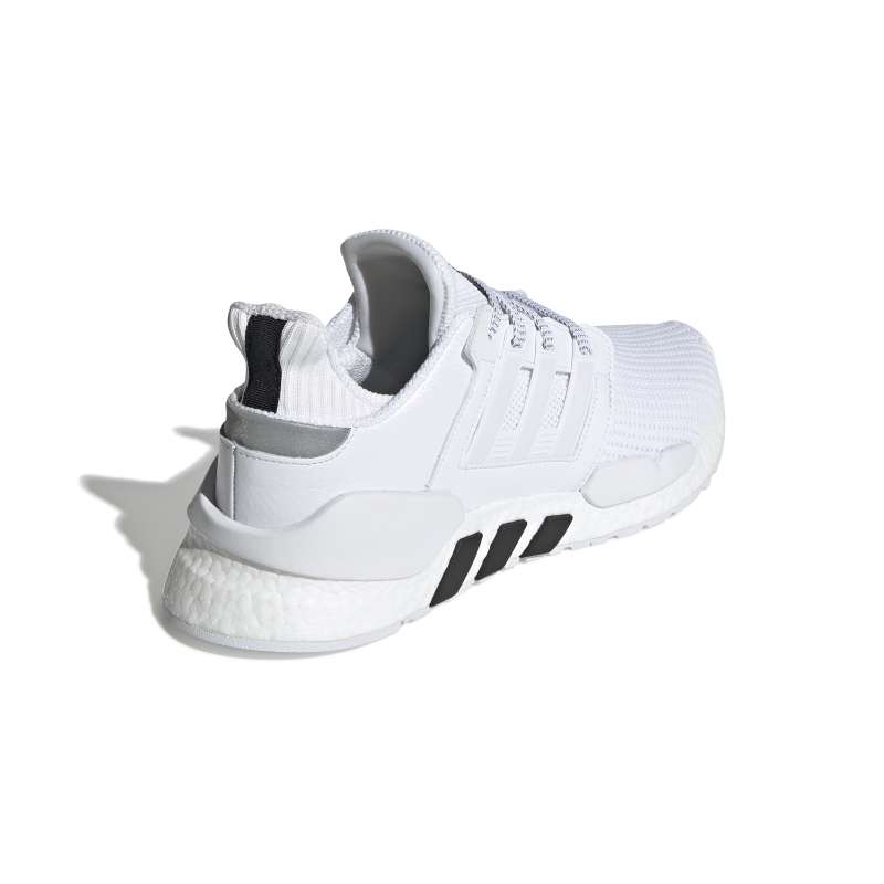 BD7792_7_FOOTWEAR_Photography_Back Lateral Top View_white