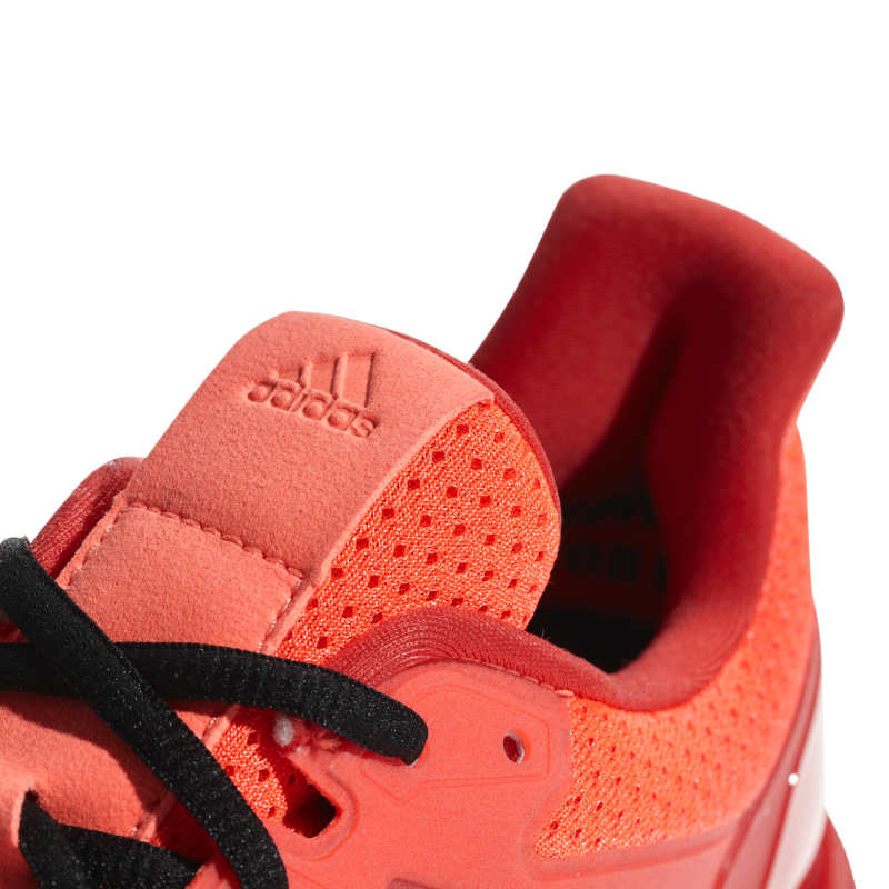 CG4029_8_FOOTWEAR_Photography_Detail View 1_white