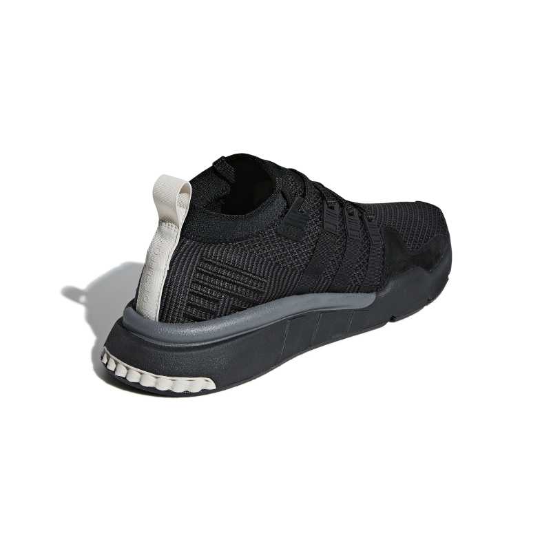 DB3561_7_FOOTWEAR_Photography_Back Lateral Top View_white