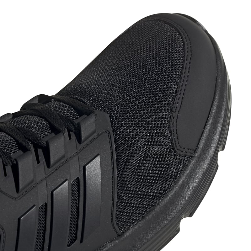 EE7917_10_FOOTWEAR_Photography_Detail View 3_white