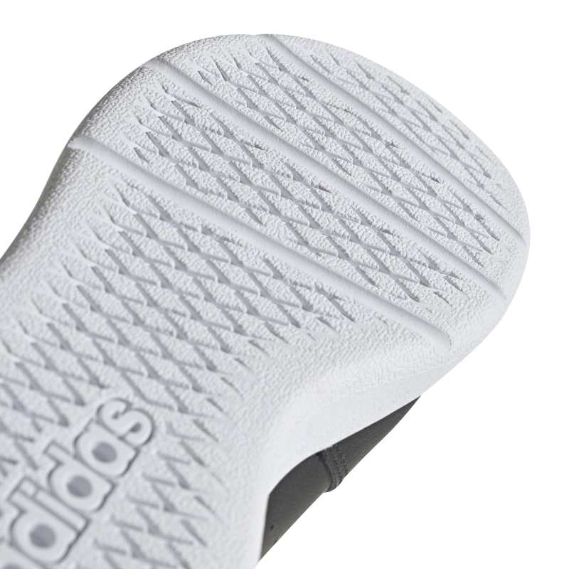 EF1084_9_FOOTWEAR_Photography_Detail View 2_white