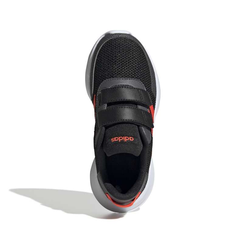 EG4143_3_FOOTWEAR_Photography_Top Portrait View_white
