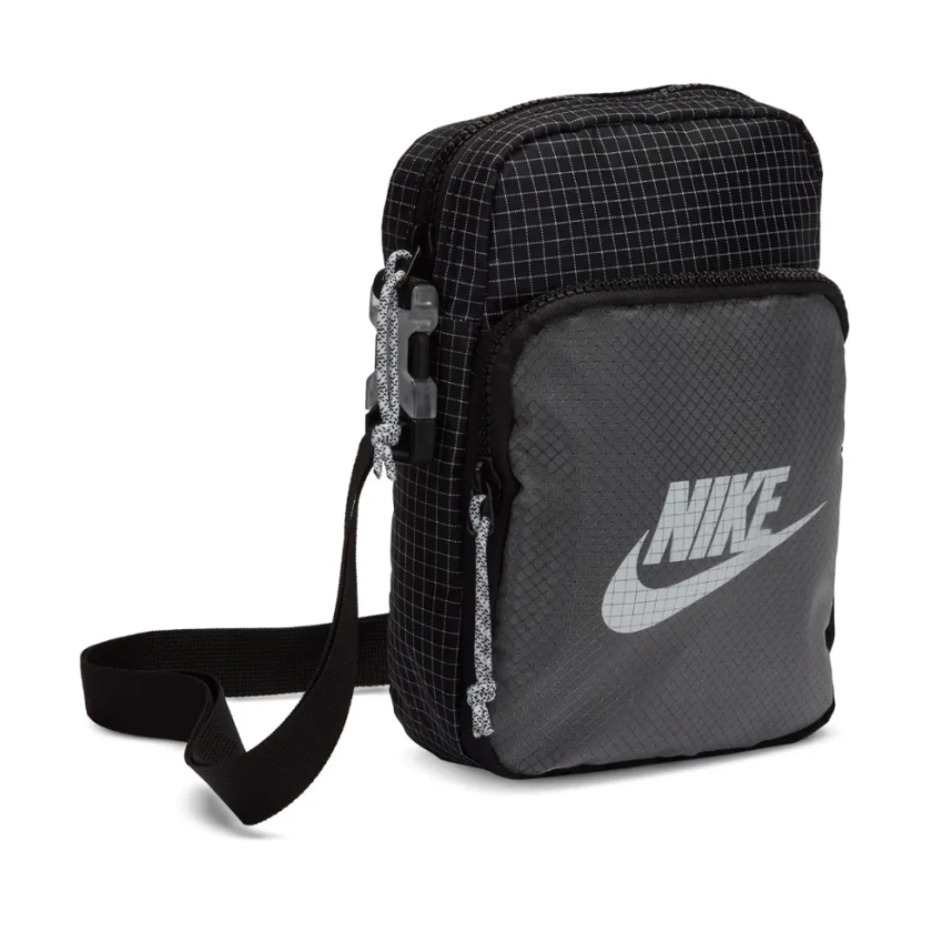 nike_tase_3_cv1408-010