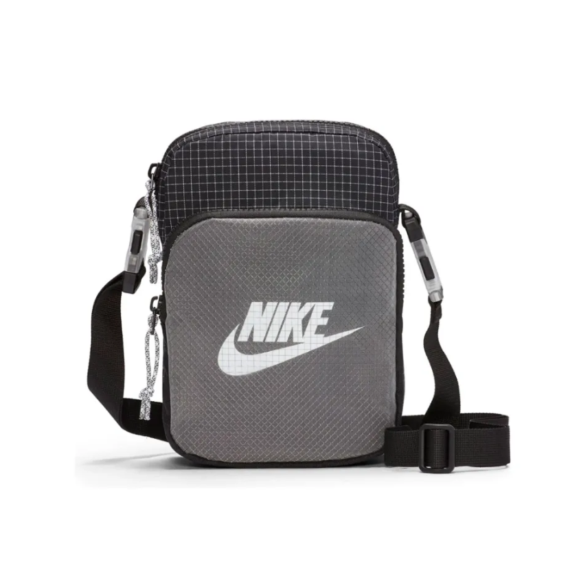 nike_tase_cv1408-010