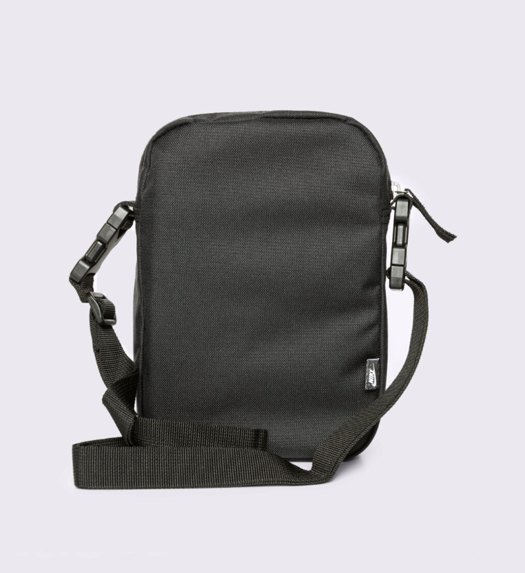 nike_tasyte_3_db0456-010